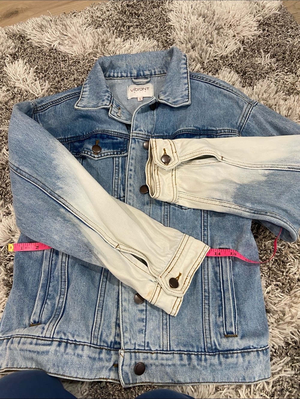Vibrant Two-Tone Light Blue Denim Jacket size S - Picture 9 of 10